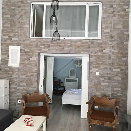 Hotel Aphrodite Syros 2*