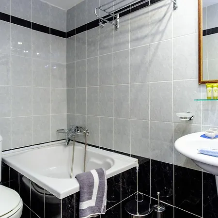 Aphrodite Syros Hotel Kini