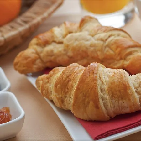 Aphrodite Syros 2* Kini