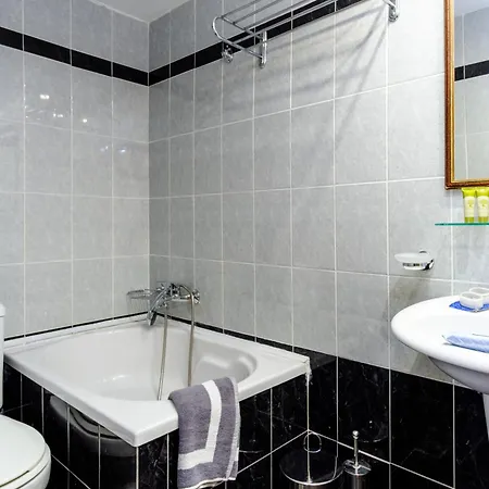 Aphrodite Syros Hotel Kini