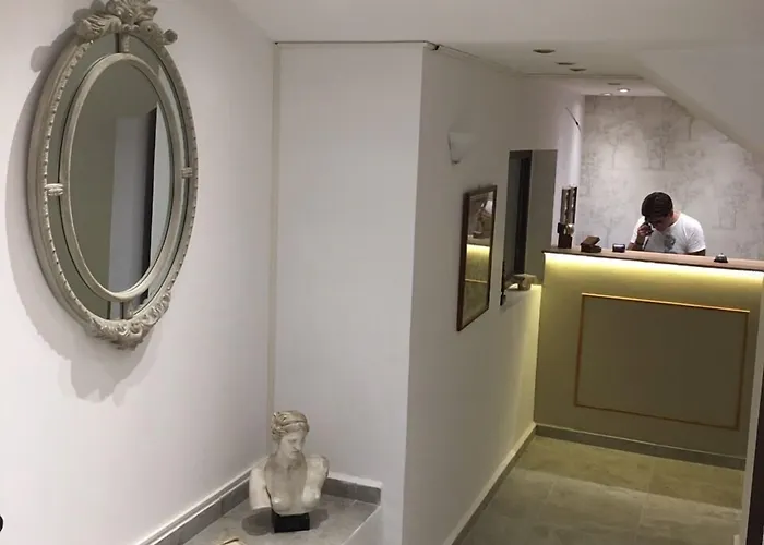 Hotel Aphrodite Syros 2*