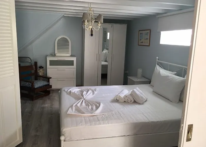 Hotel Aphrodite Syros Kini