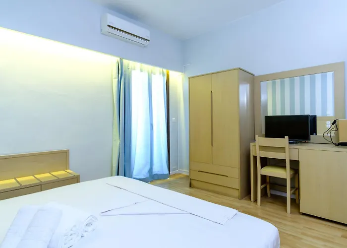 Hotel Aphrodite Syros Kini