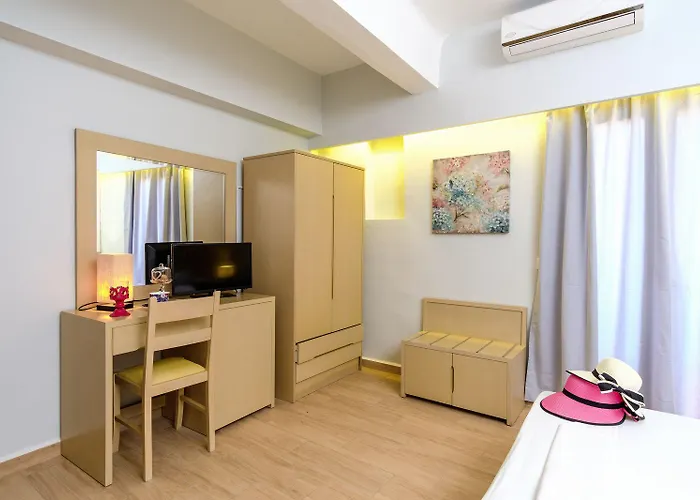 Aphrodite Syros Hotel Kini