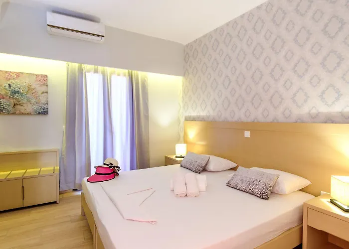 Aphrodite Syros Hotel Kini