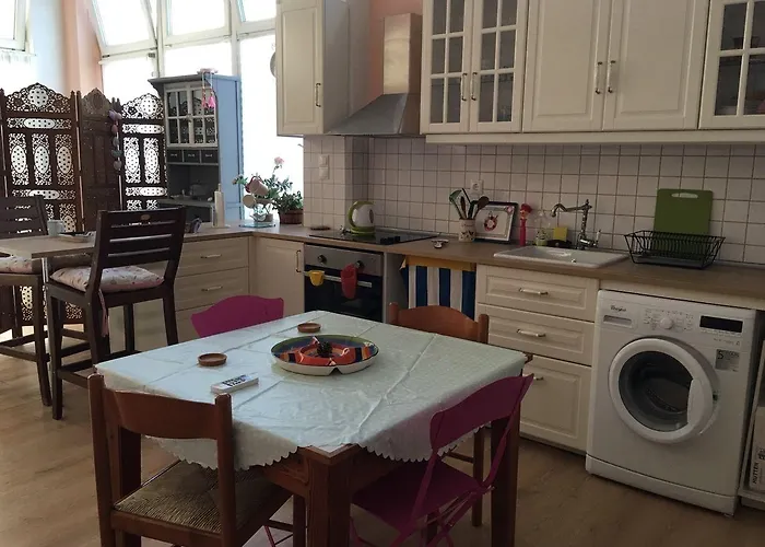 Hotel Aphrodite Syros Kini