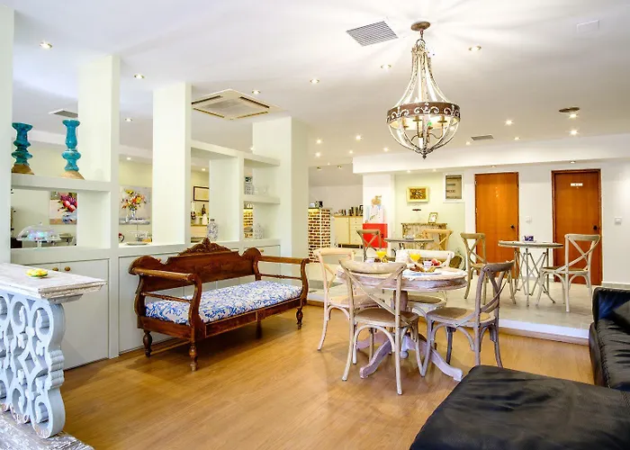 Aphrodite Syros 2* Kini