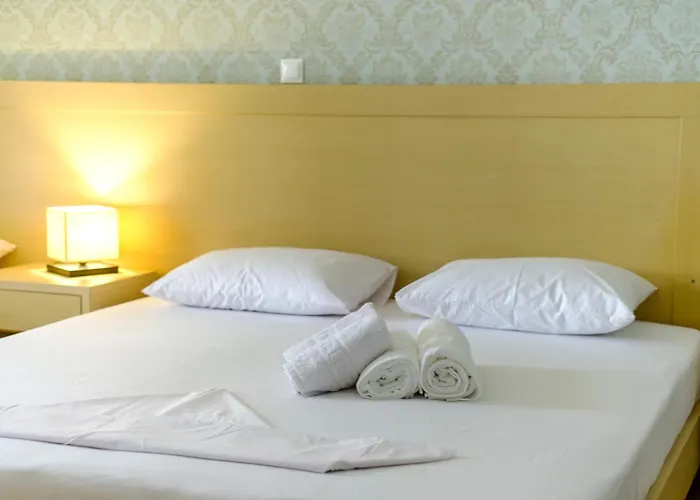 Hotel Aphrodite Syros Kini