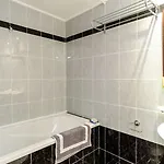 Ξενοδοχείο Aphrodite Syros 2*