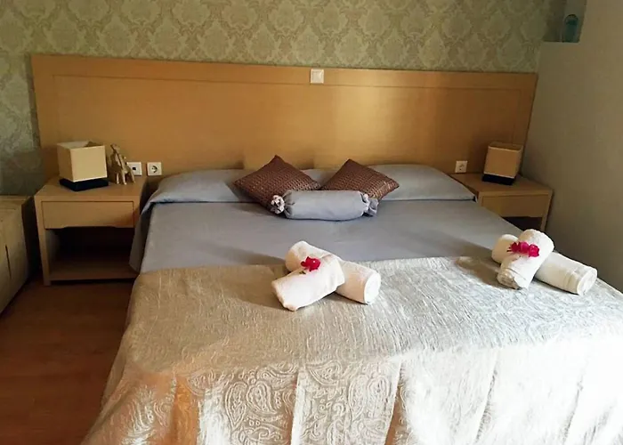 Aphrodite Syros Hotel Kini