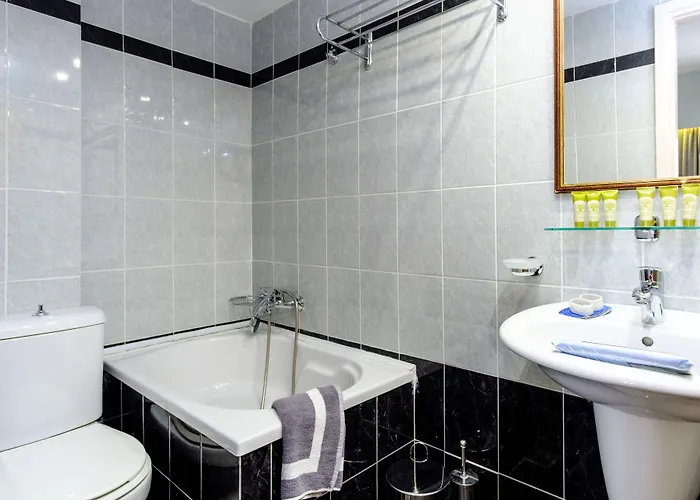 Aphrodite Syros Hotel Kini