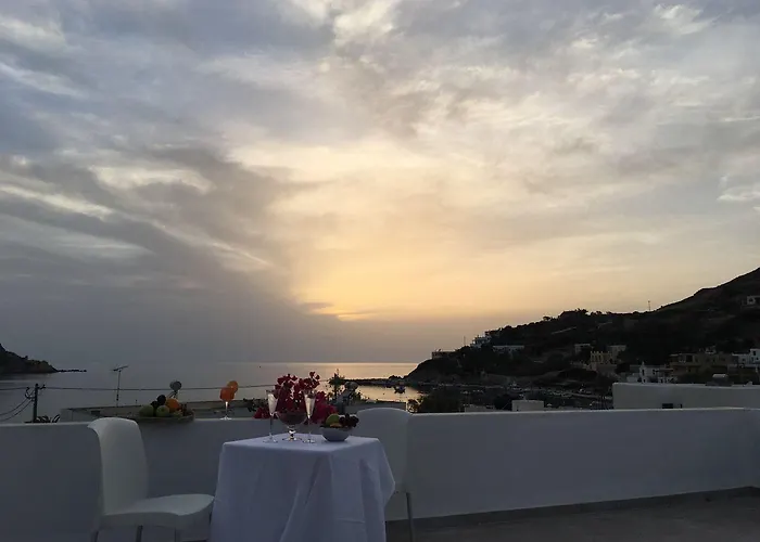 Hotel Aphrodite Syros Kini