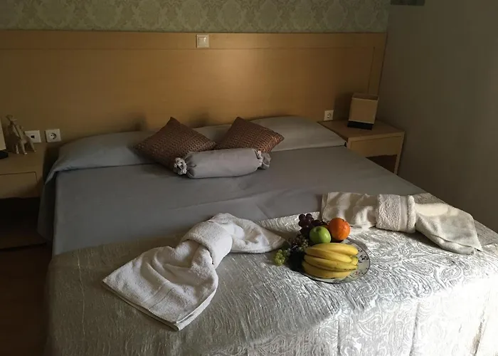 Aphrodite Syros Kini